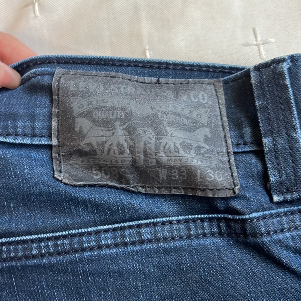 Levi Jeans - Picture 2 of 4
